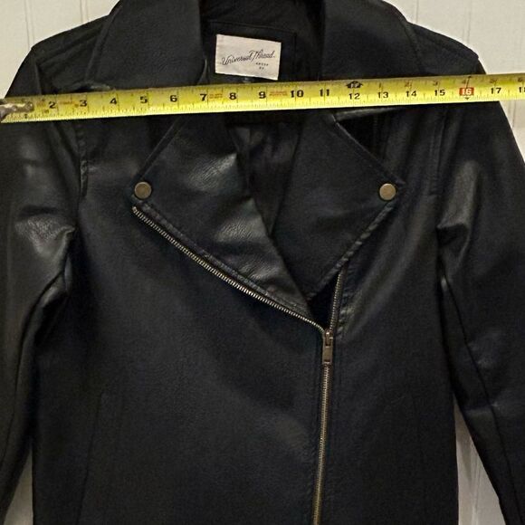 Universal Thread faux leather jacket - Picture 6 of 8